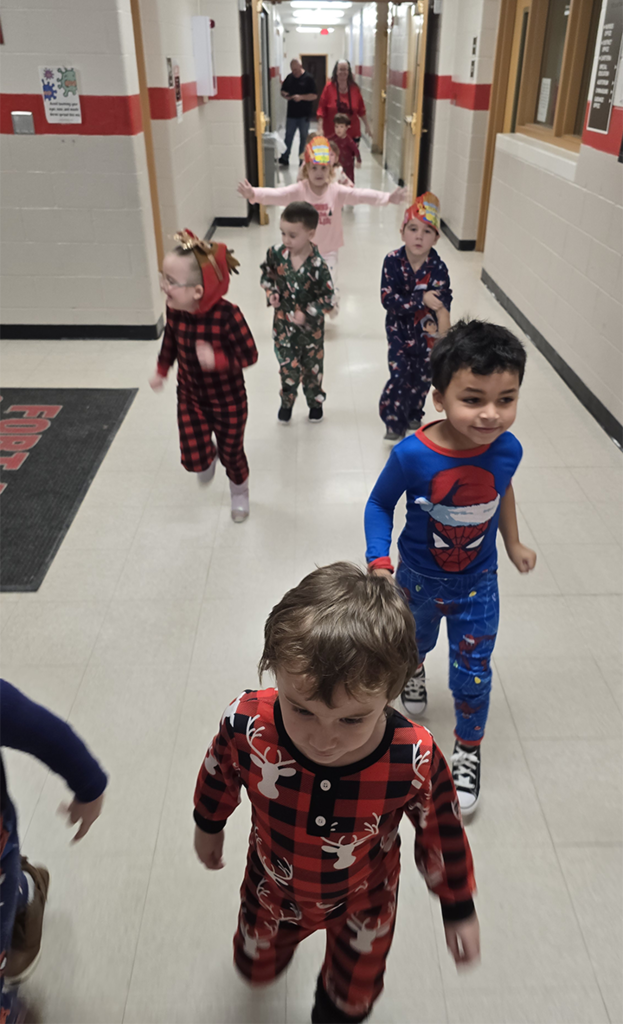 pre-k gingerbread hunt