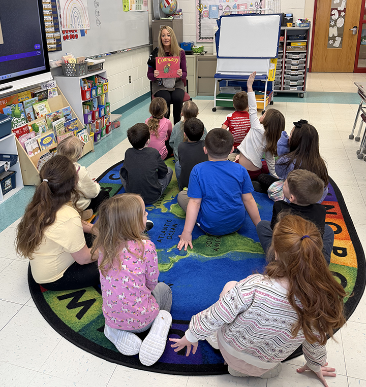 mrs wood reading to mrs gordon class 