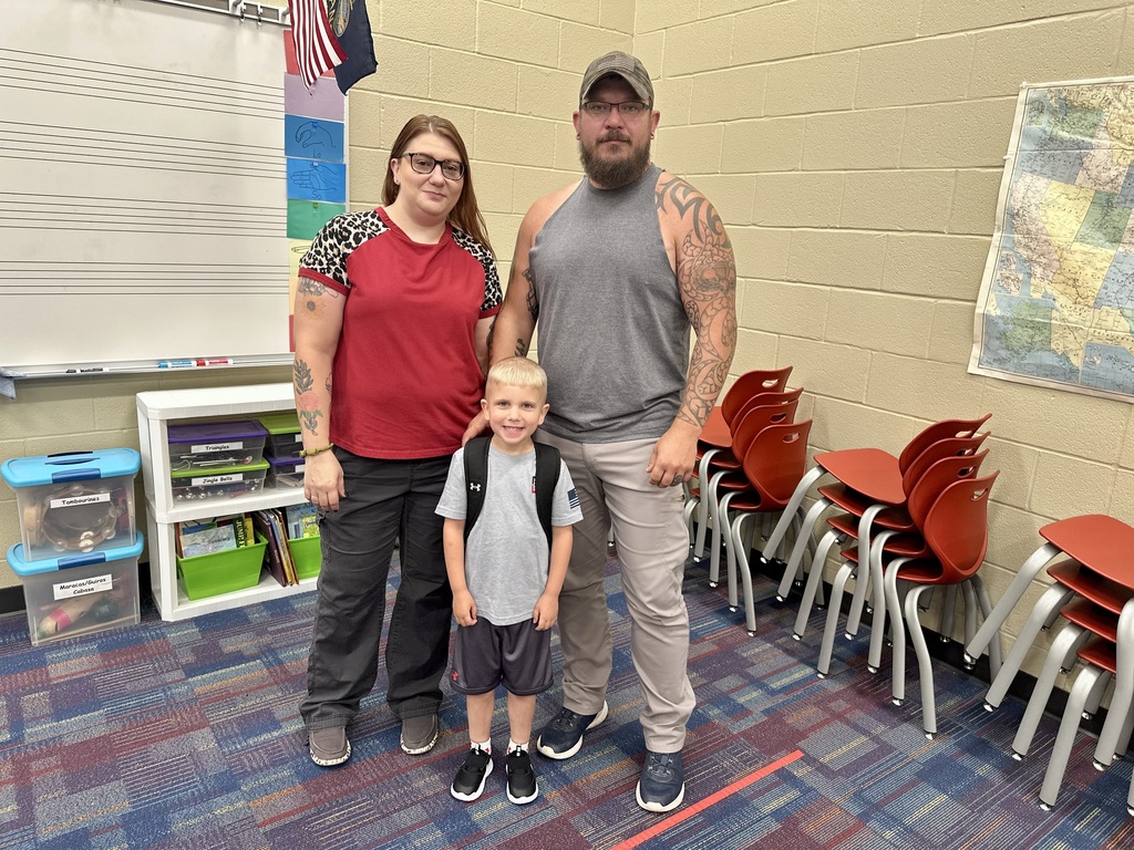 kinder first day donuts with parents