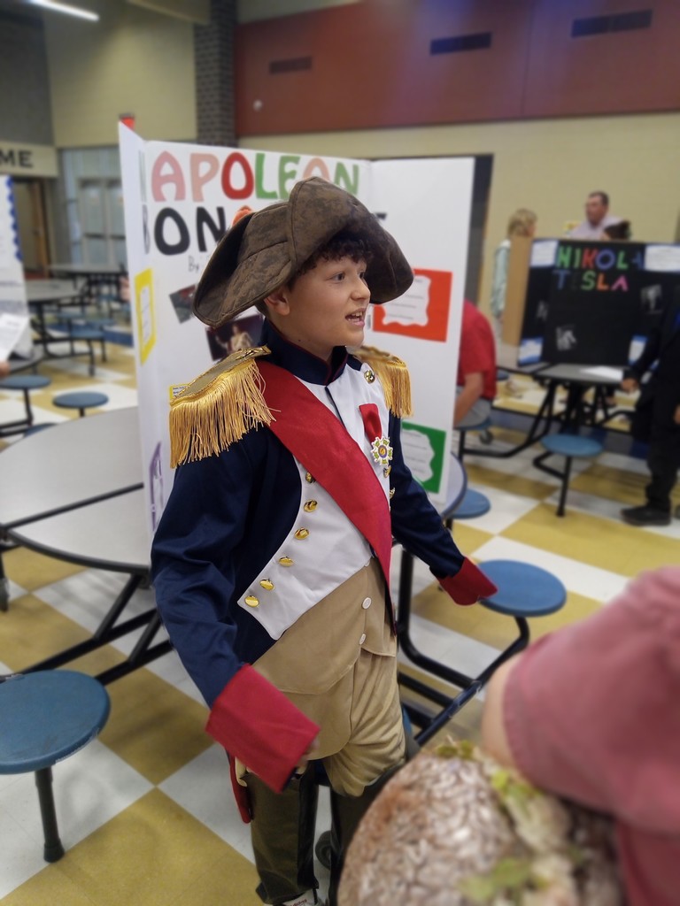 5th grade living museum