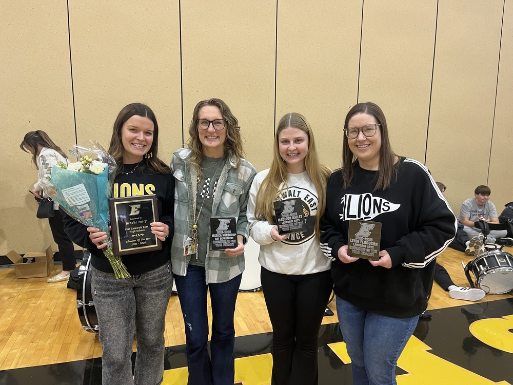 Brooke Petry, Jessica Northrup, Madison Bailey, Lyndi Ferguson