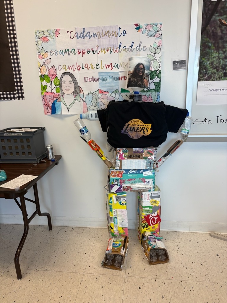The Fort Zumwalt West Spanish 3 students just finished their environment unit focusing on reducing and reusing trash. To finish up the unit, they created trash projects to show how we can reuse trash and will discuss their projects in Spanish with a partner as their summative.