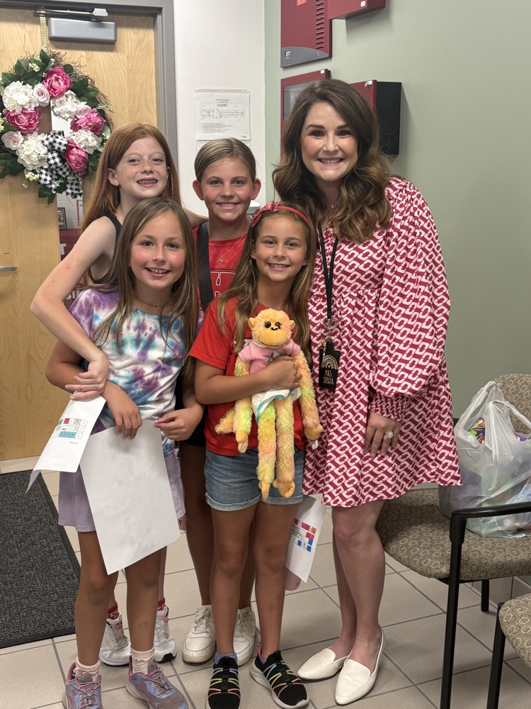 Junior Lighthouse Members Volunteered their time to help out