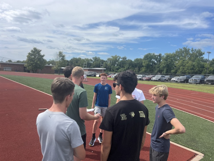 Coach Rosner planning a run path for our Lions