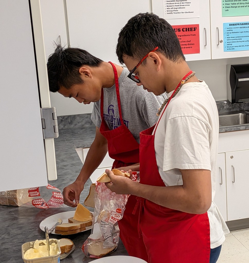 During 4th hour today, Ms. Trost’s Enterprise class was busy preparing food for this week’s luncheon. Throughout the semester, students, paraeducators and staff plan and prepare meals. The class serves as a valuable tool for students to learn life skills through food preparation.