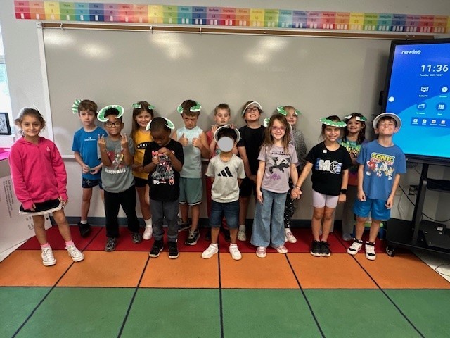 2nd grade olympics laurel wreaths