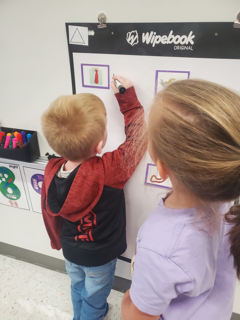 Kindergaretn using first sound fluency and vertical spaces