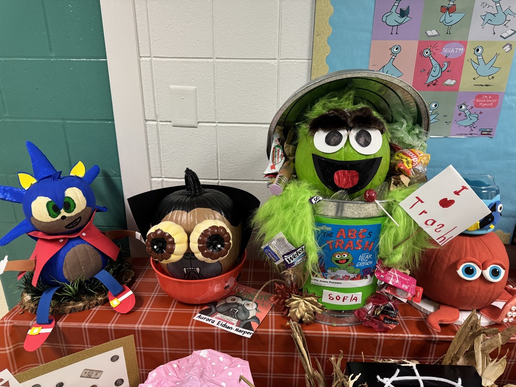 Sonic the Hedgehog, Pug the Vampire, Oscar the Grouch