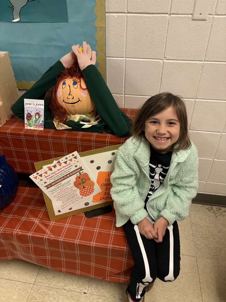 2nd place winner Brooklyn with her pumpkin