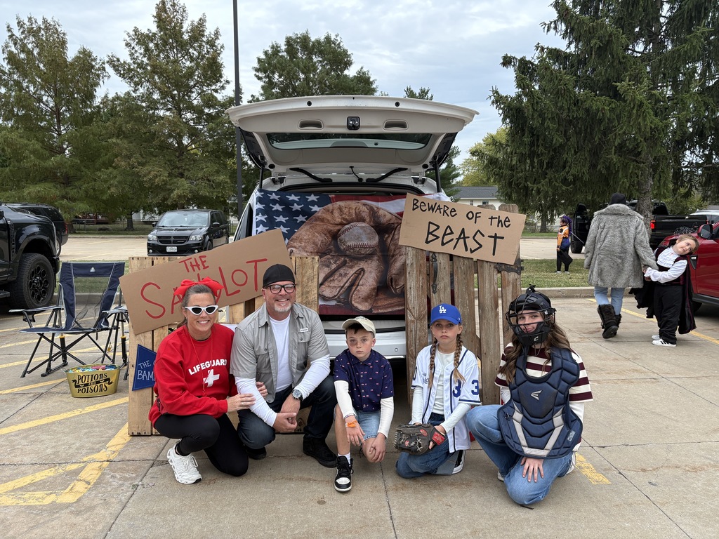 A great trunk at Trunk or Treat- Sandlot themed 