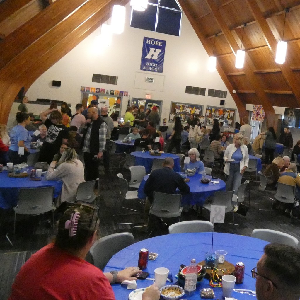 A full house of diners in the Hope High auditorium 