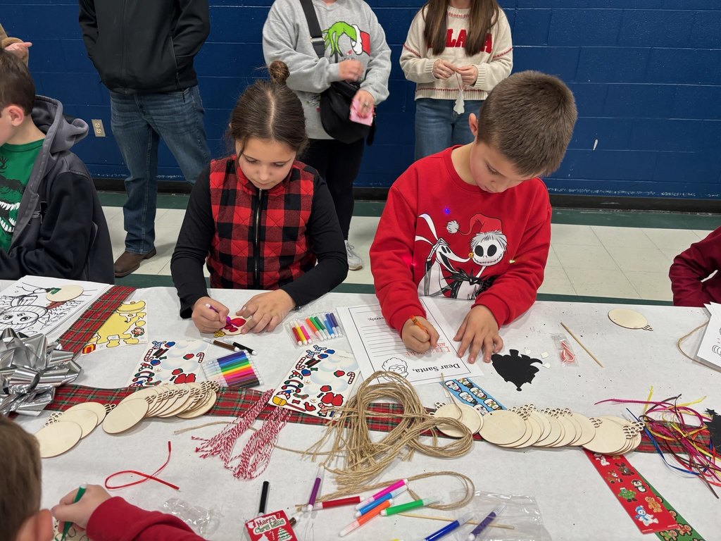 crafts at cookies w santa