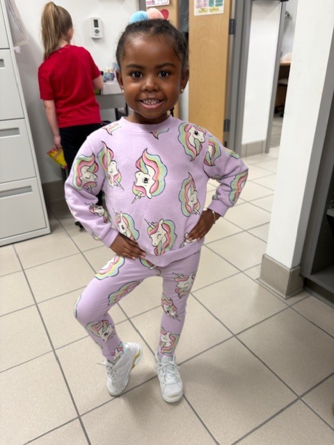 Kindergarten Striking a pose 