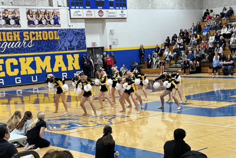 Golden Girls performing