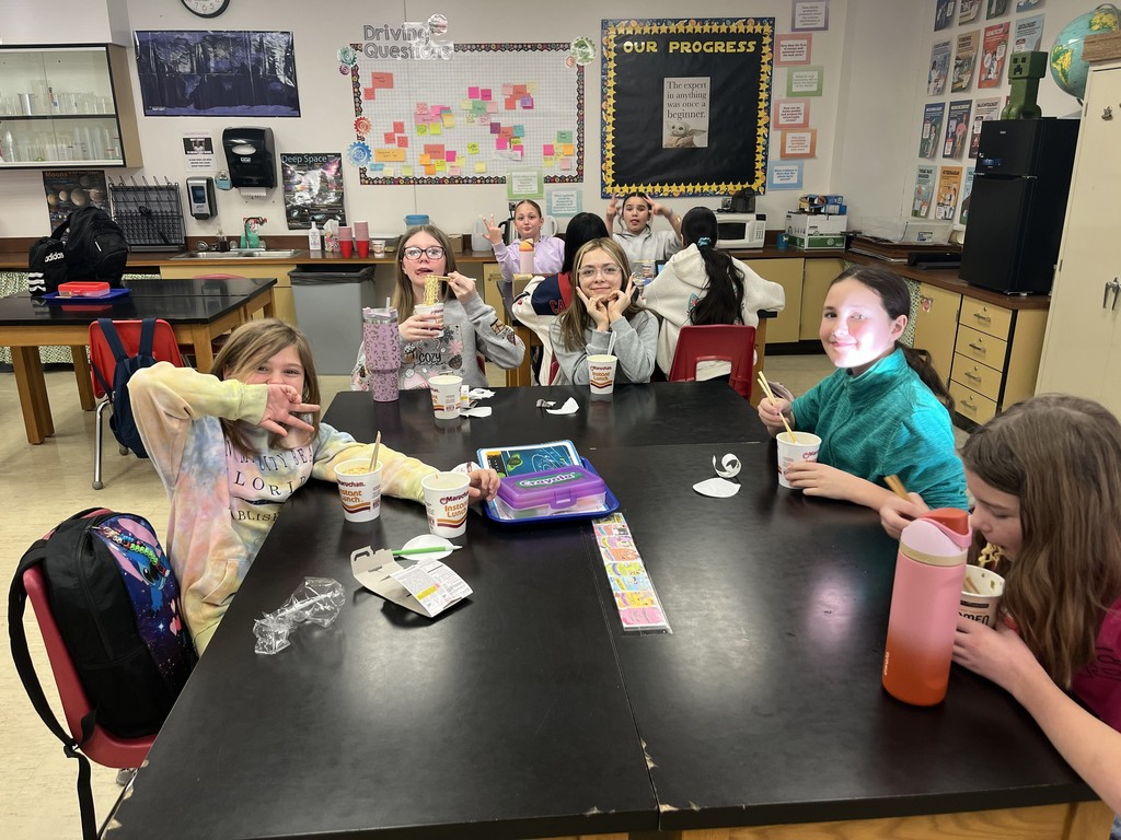Mrs. Murray's 4th hour set a goal at the beginning of the year to have 95% attendance and 95% of all assignments completed. They met their goal and we celebrated with a "Ramen Noodle Party" on the January Early Release day. 