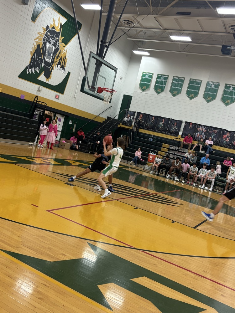 varsity boys vs Washington