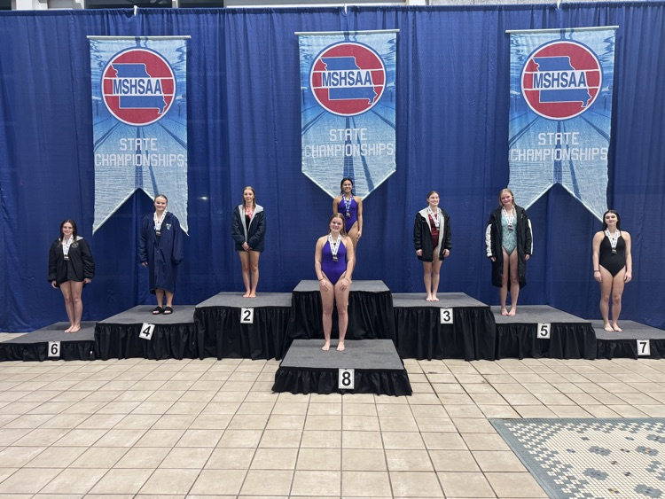 Sammy with the top 8  