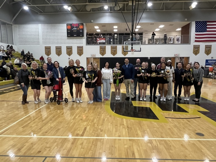 cheer seniors and their families on the court