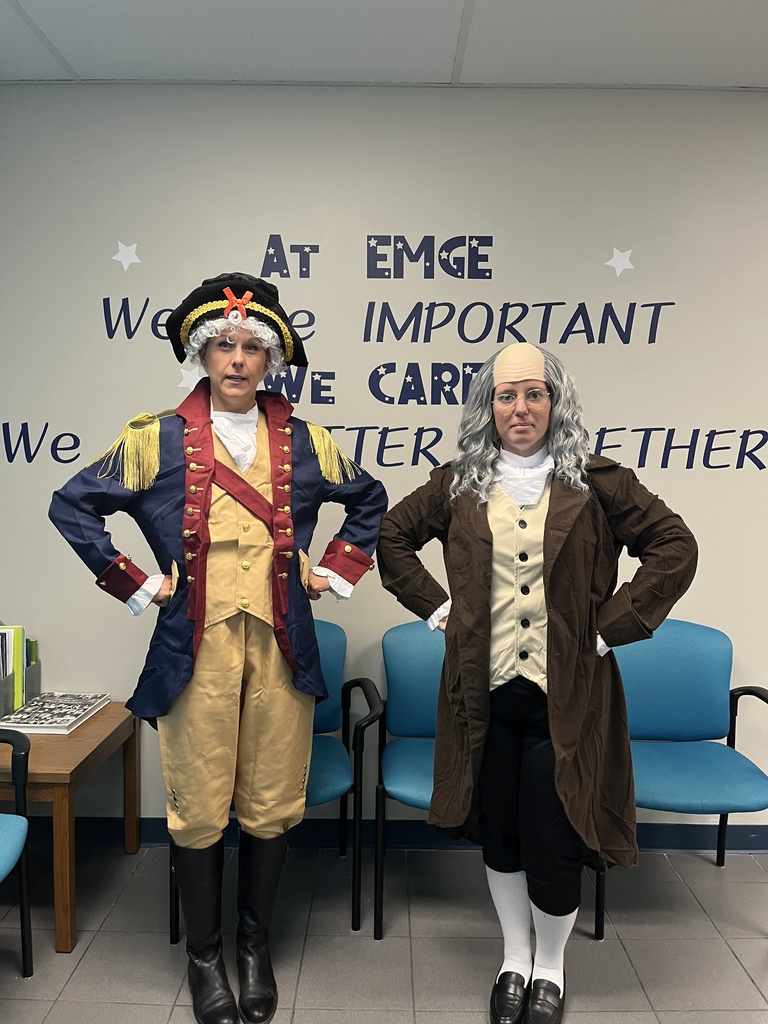 Dr. Hanks and Dr. Merideth dress up to celebrate 1st grade's America unit