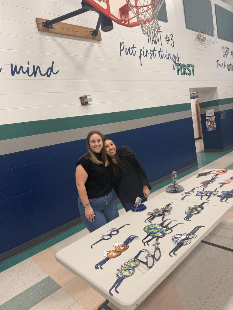 Ms. Schuman and Ms. Le helping with our Family Reading Night