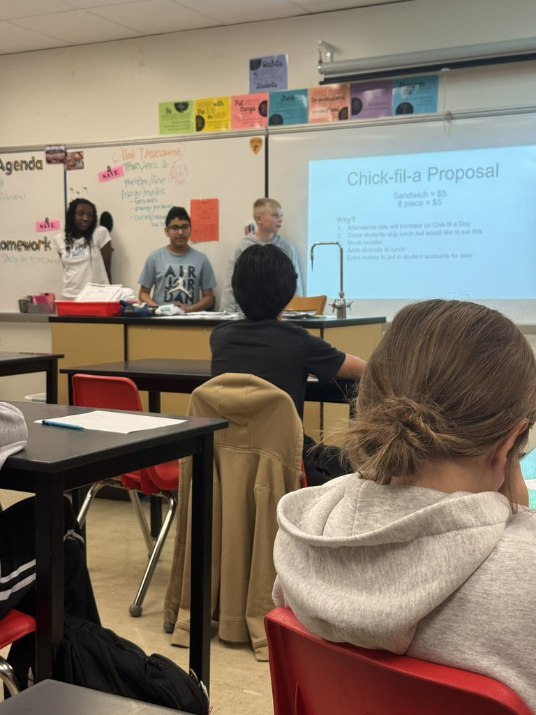Our students stepped into the spotlight today, sharing their ideas with confidence and purpose during a presentation with the principal. Moments like these showcase leadership in action—voices being heard, ideas taking shape, and futures being built one brave presentation at a time. 🌟