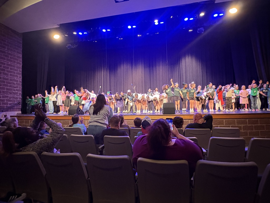All of the acts on stage for their final bow 
