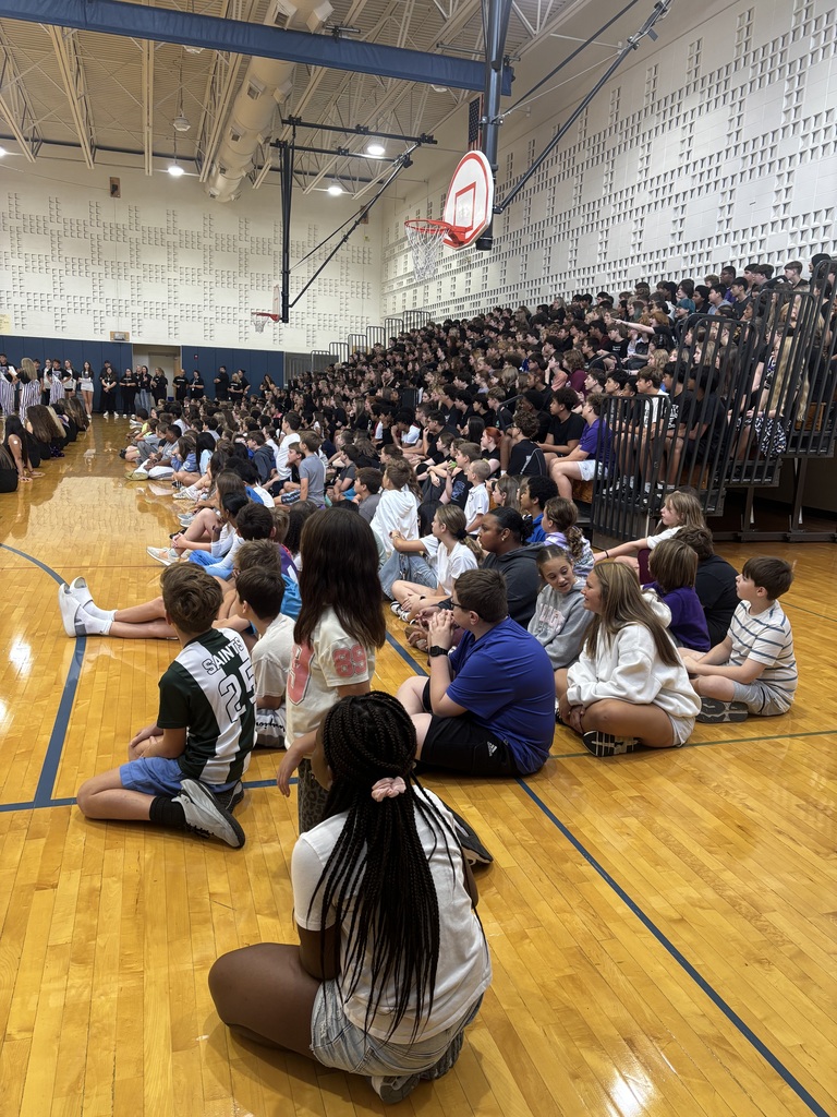 West Middle Students cheer on West High at the pep assembly!