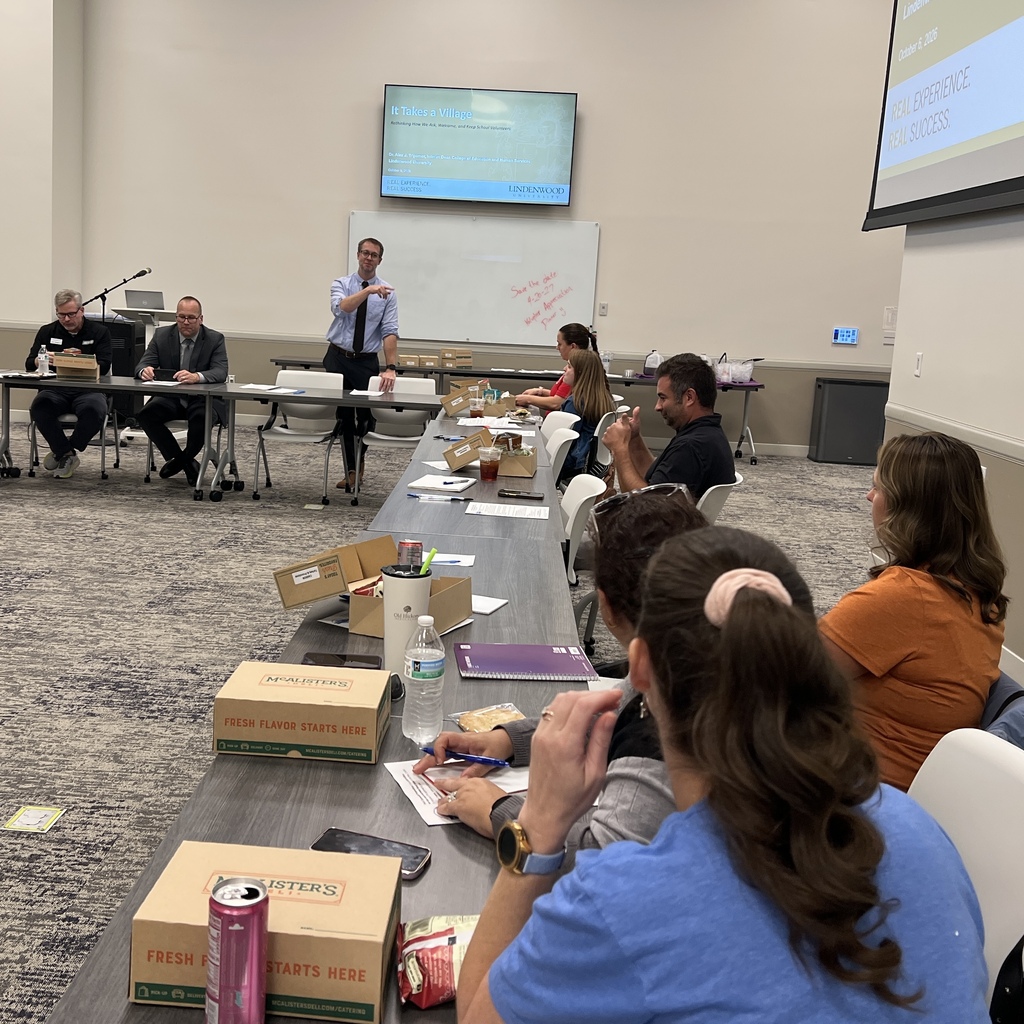 CFO presents to group