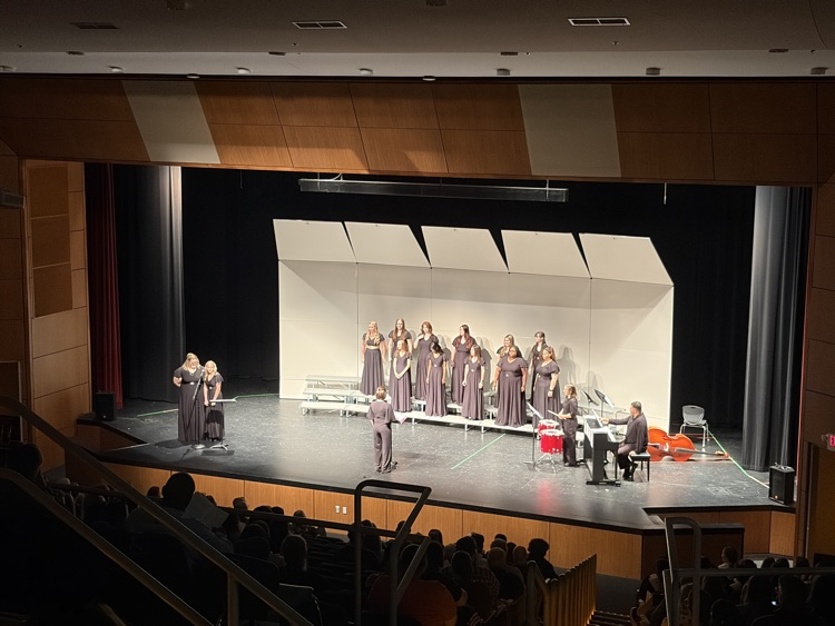 Women’s chamber choir introducing their music