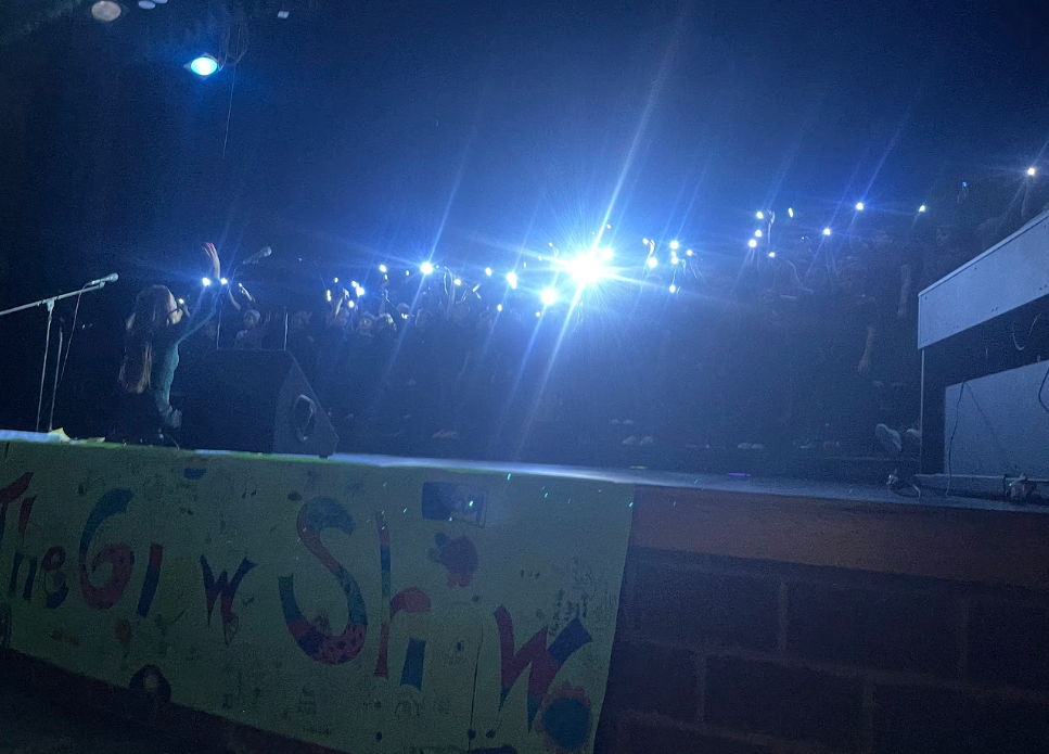 Students singing in their 4th grade musical.