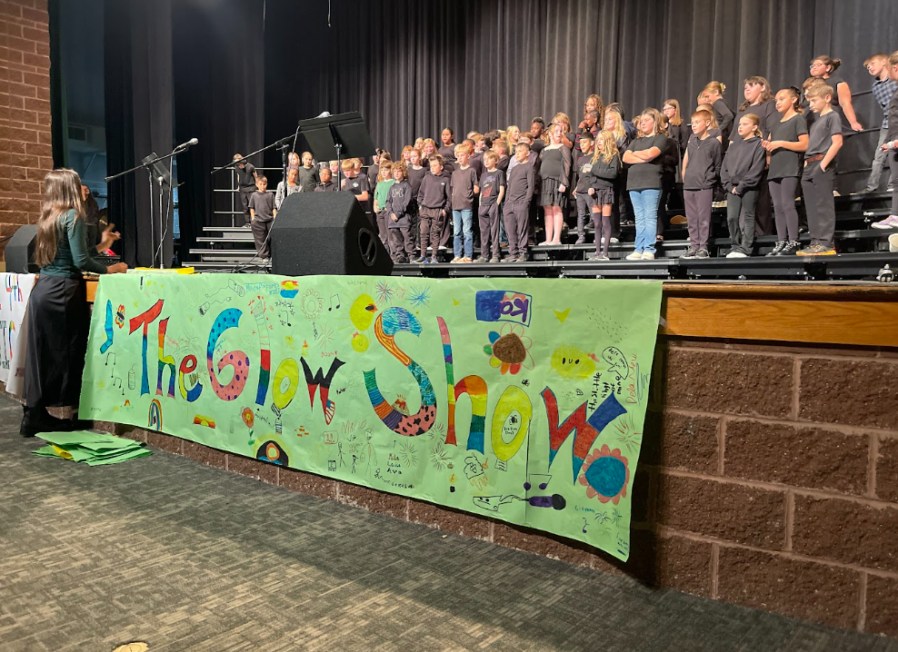 Students singing in their 4th grade musical.