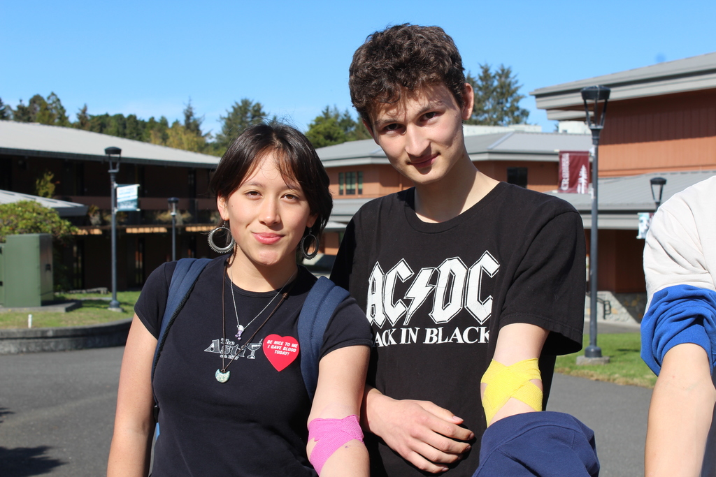 C90CD5E0-E633-4EC0-8C44-13ADD938A460