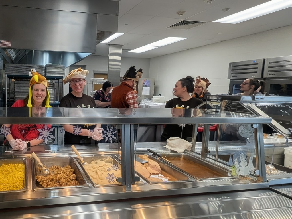 Community Dinner Volunteers 2025