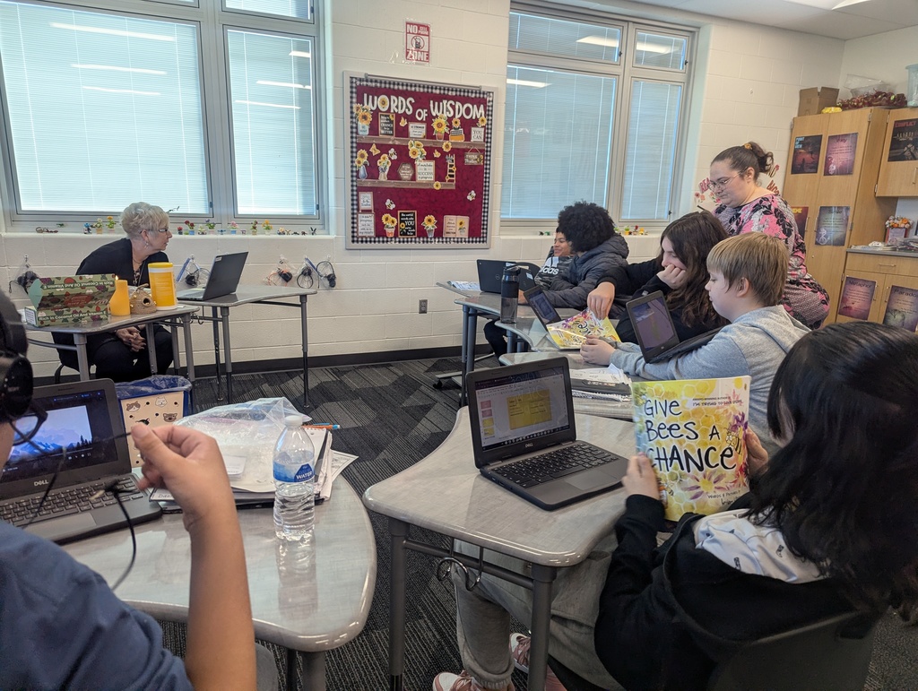 Staff Experts working in stations