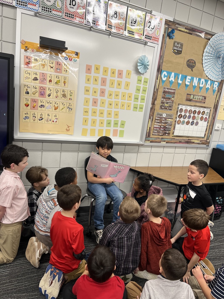 3rd grade leaders reading to other classes