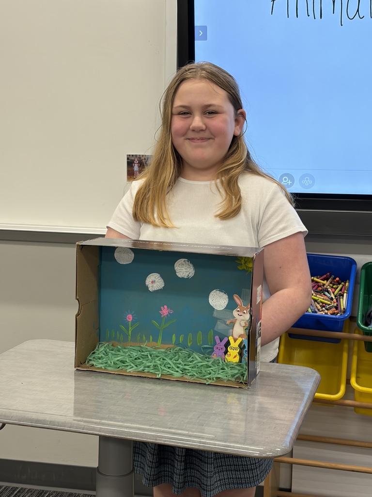 4th grade student doing a habitat presentation