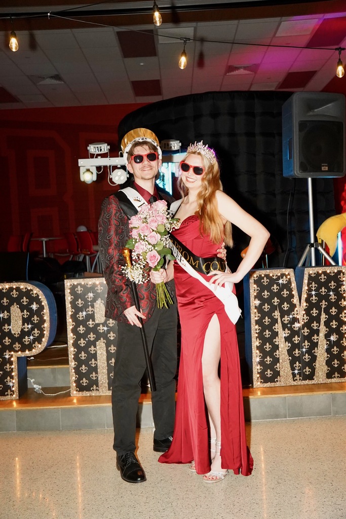 prom King and Queen 