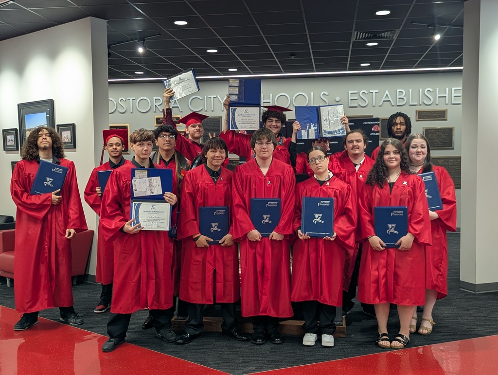 AIM Manufacturing student celebration