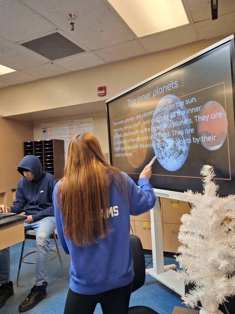 Senior's Presenting 3