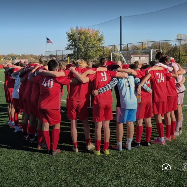 soccer team circle up before game