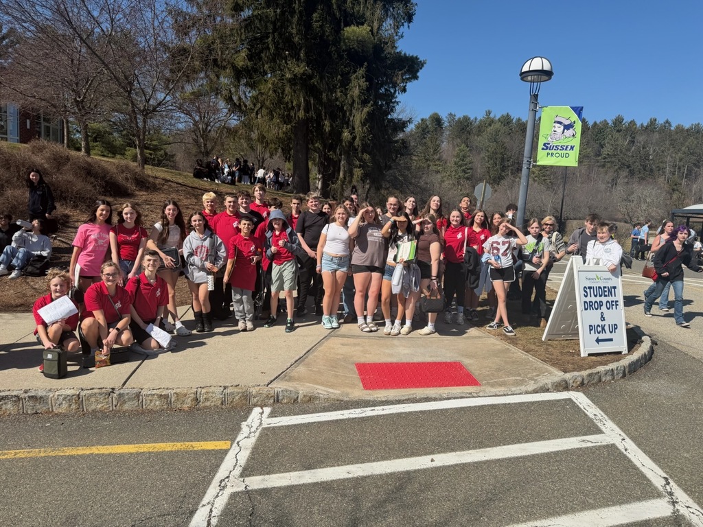 All the students on the trip!