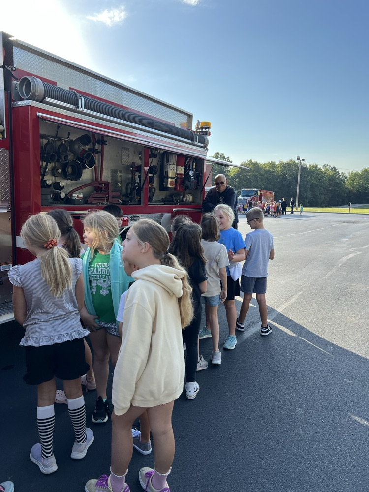 fire trucks 