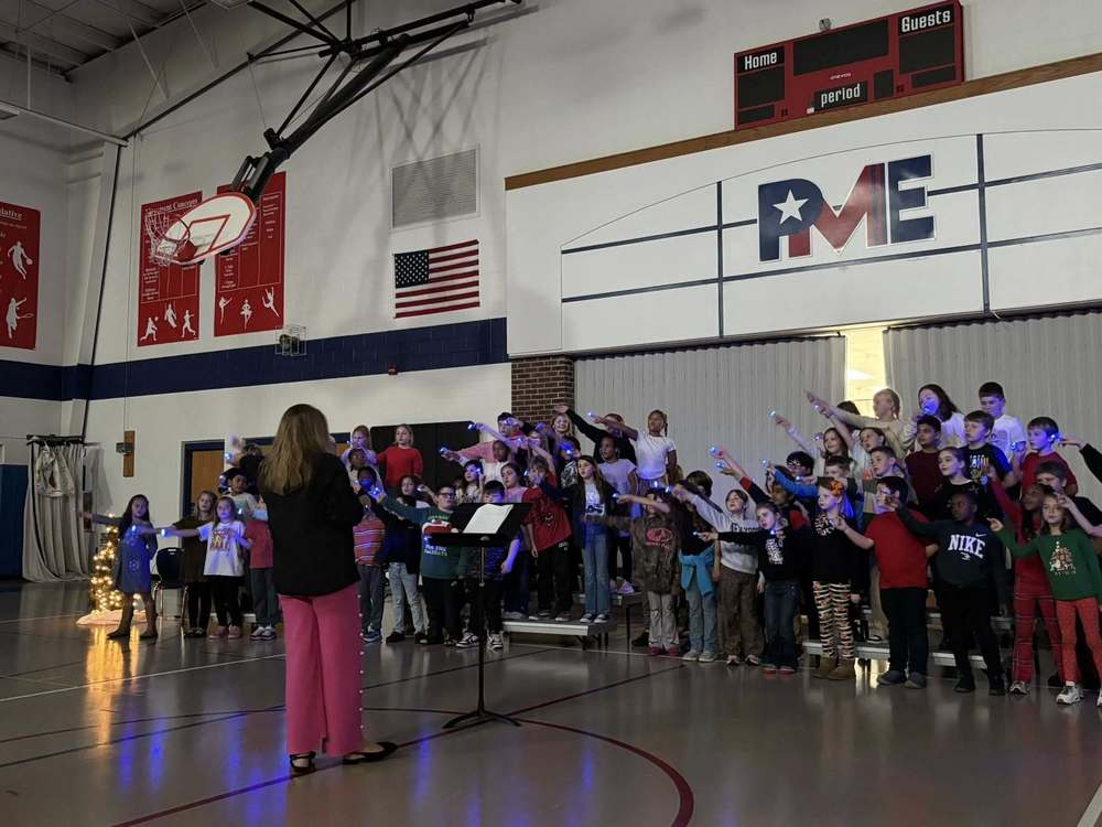 Peaks Mill Students singing