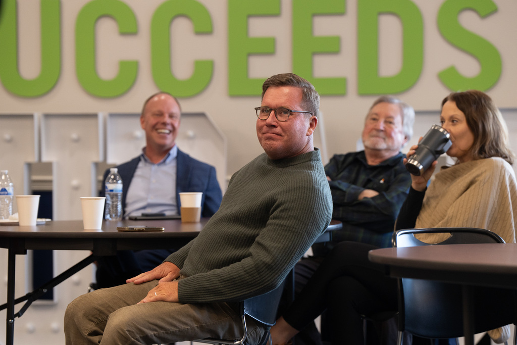 Key Coms members in our board room. 