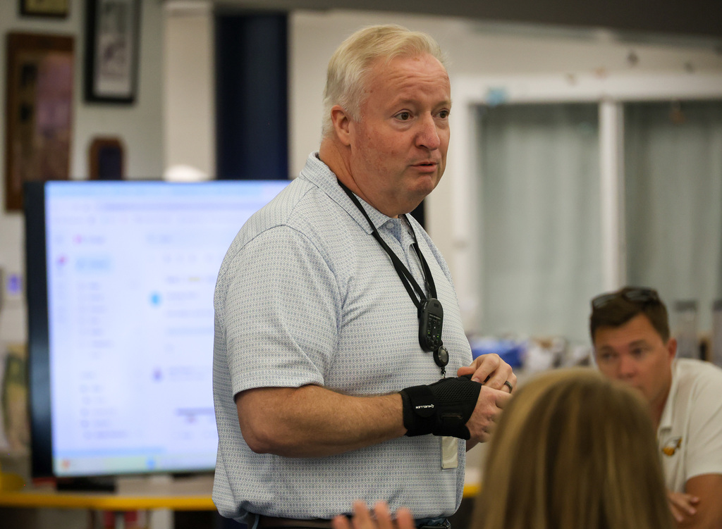 Superintendent Mark Kopp speaks to FCHS staff.