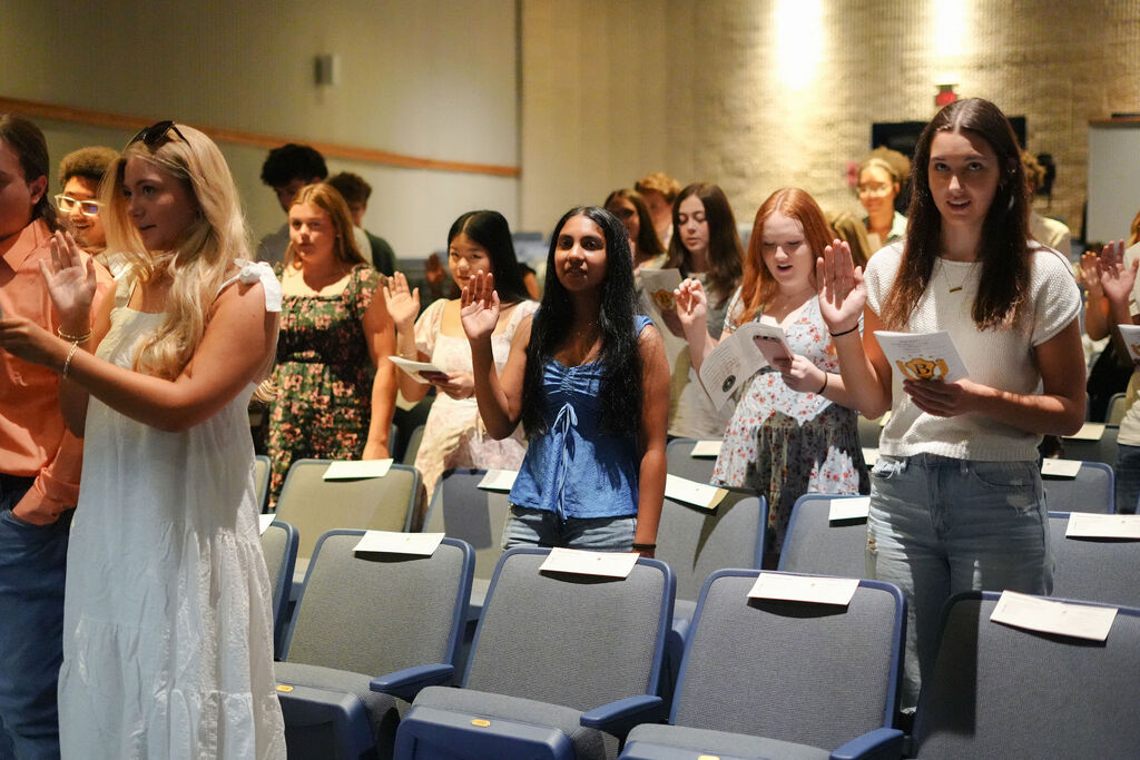 FCHS students are sworn in as Beta Club members.