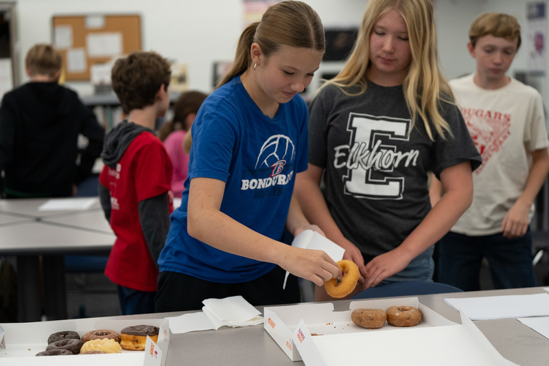 students get donuts