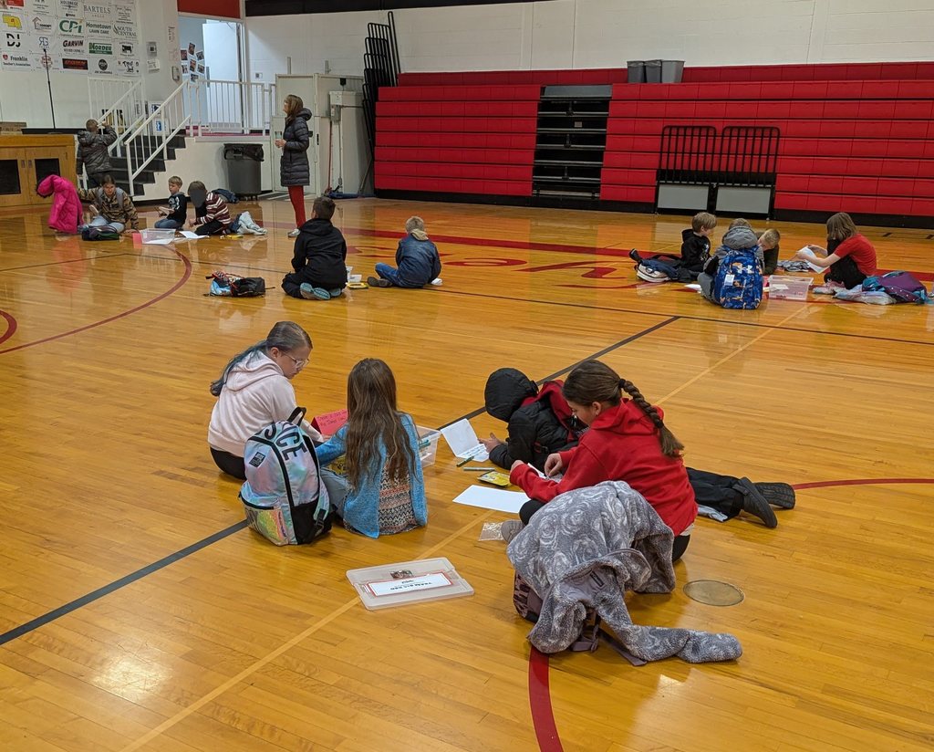 Thank you notes in the gym.