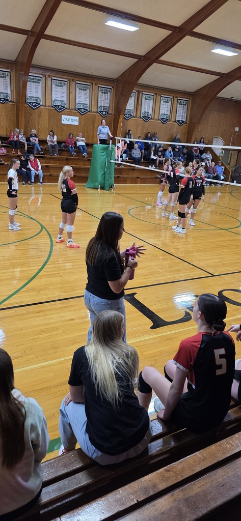 lady Flyers took the 1st set against Hi Line. Go Flyers!!