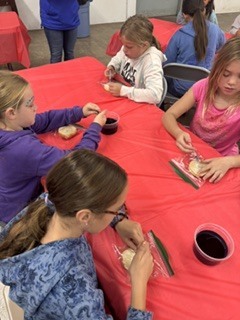 Picture of our 4th grade students at Animals Inside Out - 1